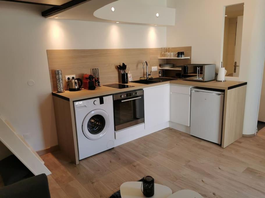 10. Charmant Studio Proche Gare Et Centre Apartment วาลองซ์ ภายนอก รูปภาพ